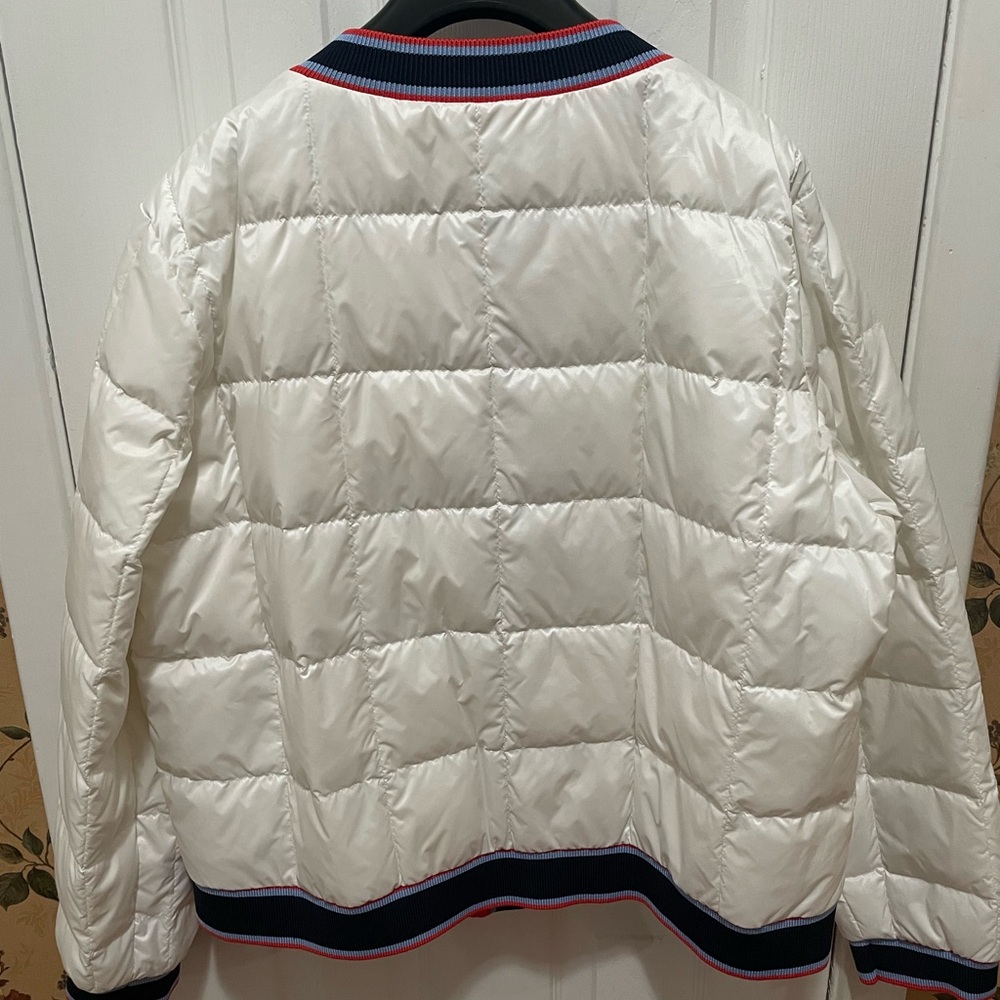 Escada Quilted down Jacket with Navy and Red Trim - Picture 3 of 16
